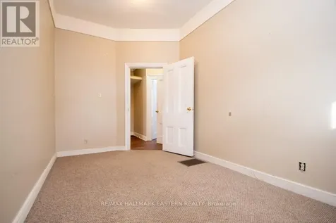 10 Hill Street Selwyn ON K0L 2H0