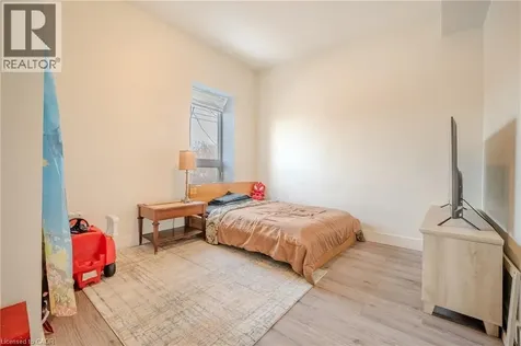 86 Birge Street Hamilton ON L8L 3L4