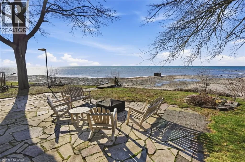 735 Sandy Bay Road Dunnville ON N1A 2W6