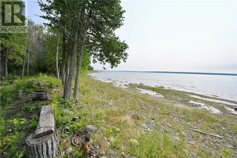 102 Sandy Point Manitowaning ON P0P 1N0