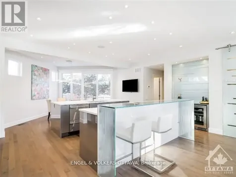 615 Island Park Crescent Ottawa ON K1Y 3P4
