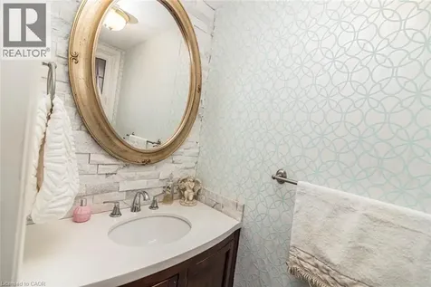 255 Mount Albion Road Hamilton ON L8K 6P7