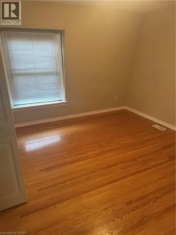 104 Neil Avenue Hamilton ON L8G 2N6