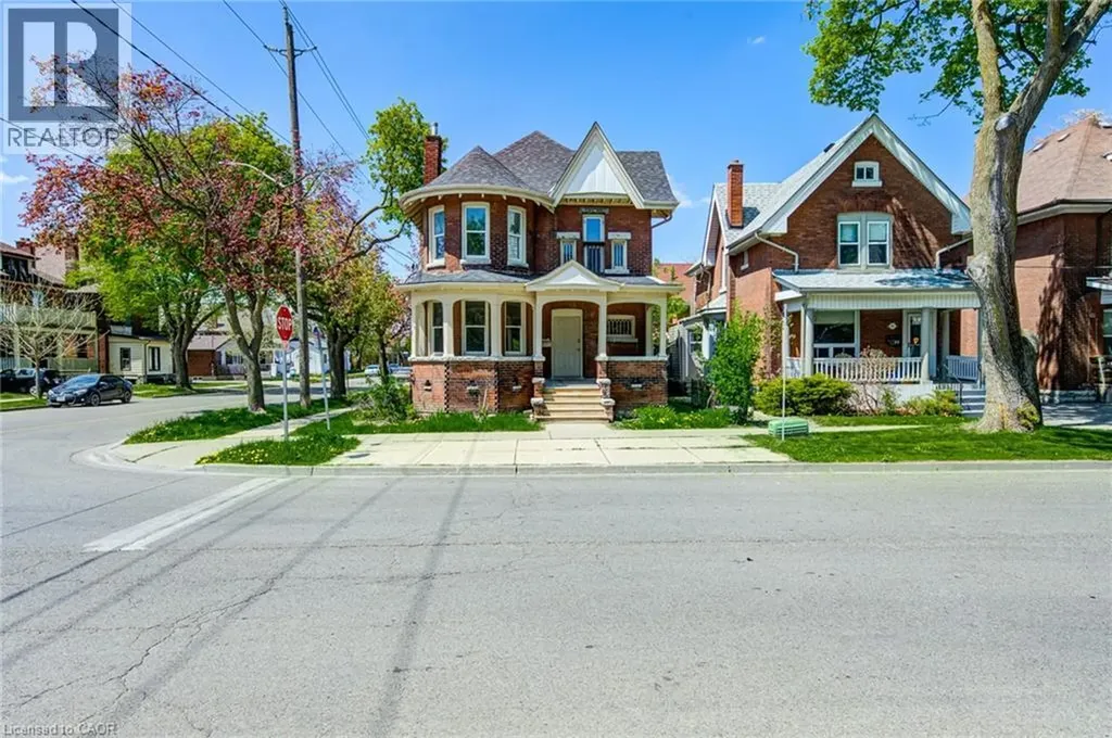 200 Park Avenue Brantford ON N3S 5K1