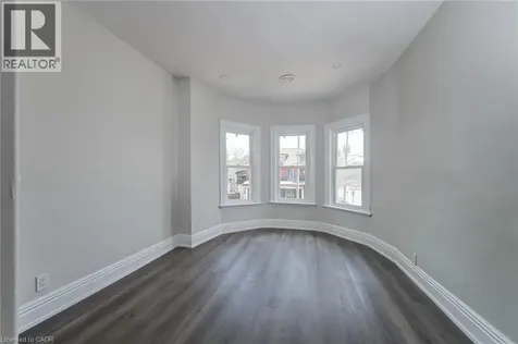 200 Park Avenue Brantford ON N3S 5K1