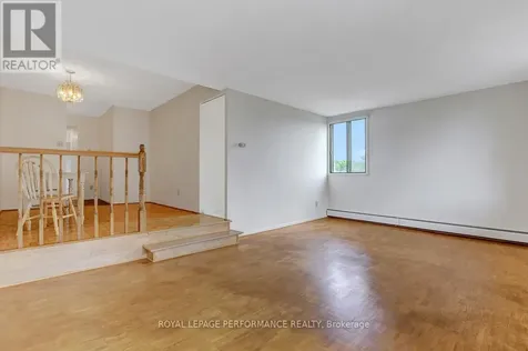 415 Greenview Avenue Ottawa ON K2B 8G5