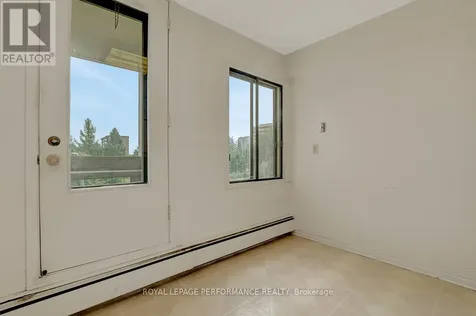 415 Greenview Avenue Ottawa ON K2B 8G5
