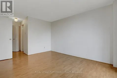 415 Greenview Avenue Ottawa ON K2B 8G5