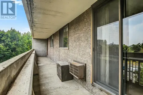 415 Greenview Avenue Ottawa ON K2B 8G5