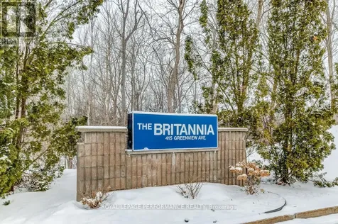 415 Greenview Avenue Ottawa ON K2B 8G5