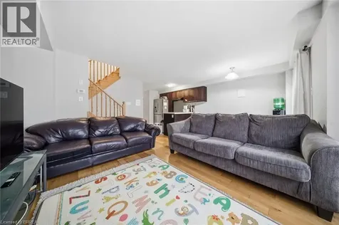 126 Munro Circle Brantford ON N3T 0R4
