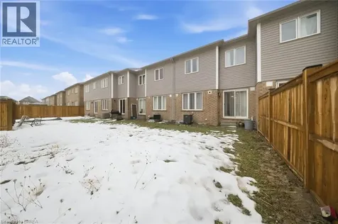 126 Munro Circle Brantford ON N3T 0R4
