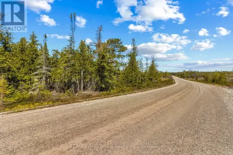 23 Pedwell Drive Northern Bruce Peninsula ON N0H 2R0