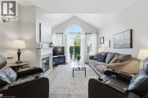 40 Wesleyan Court Ancaster ON L9G 5C7