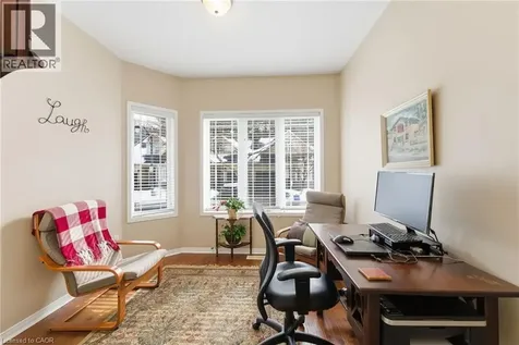 40 Wesleyan Court Ancaster ON L9G 5C7