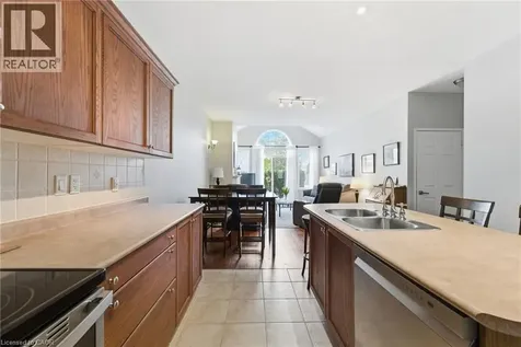 40 Wesleyan Court Ancaster ON L9G 5C7