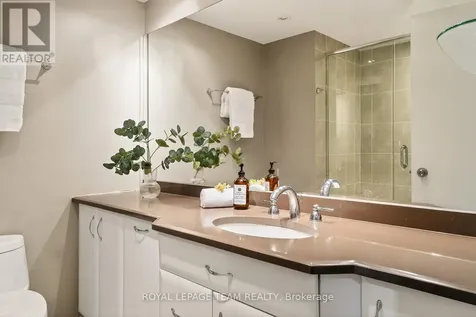 290 Cathcart Street Ottawa ON K1N 5C4