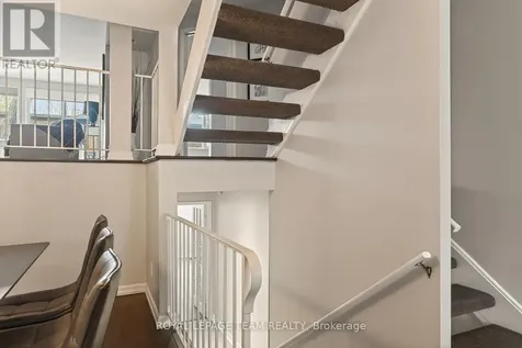 290 Cathcart Street Ottawa ON K1N 5C4
