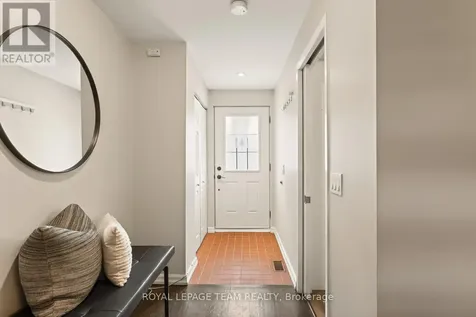 290 Cathcart Street Ottawa ON K1N 5C4