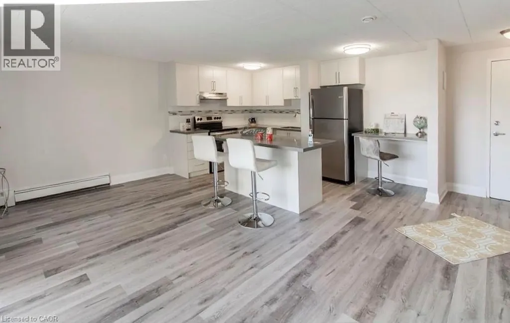 6287 O'neil Street Niagara Falls ON L2J 1M6