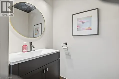 1270 King Street East Cambridge ON N3H 3P8