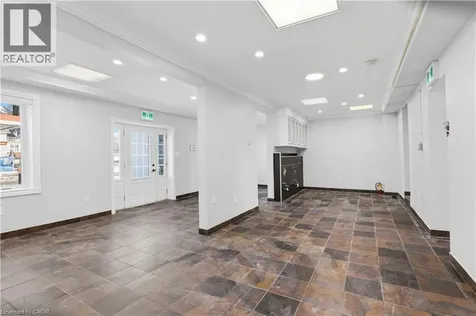 1270 King Street East Cambridge ON N3H 3P8