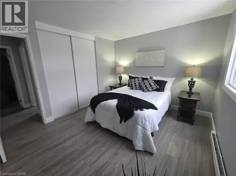565 Greenfield Avenue Kitchener ON N2C 2P3