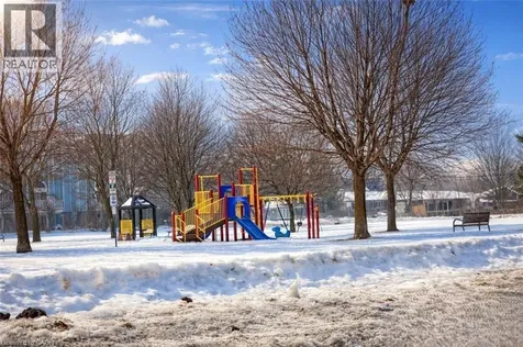 565 Greenfield Avenue Kitchener ON N2C 2P3