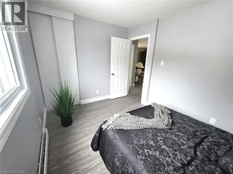 565 Greenfield Avenue Kitchener ON N2C 2P3