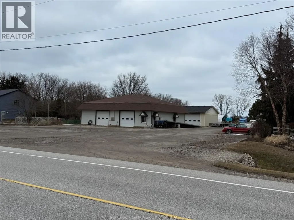 739 County Road 2 Lakeshore ON N0R 1A0