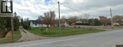 739 County Road 2 Lakeshore ON N0R 1A0