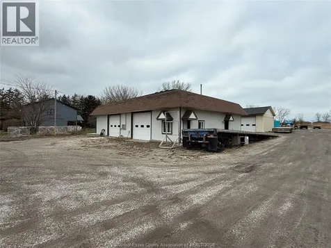 739 County Road 2 Lakeshore ON N0R 1A0