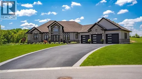 41 Ruijs Boulevard Brantford ON N3T 0E1