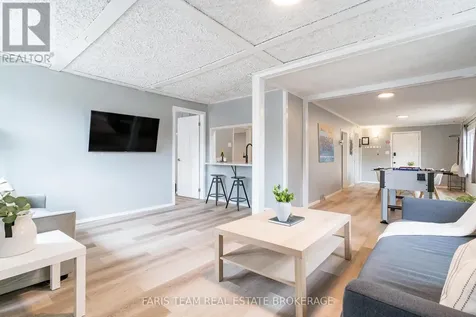 113 River Road East Wasaga Beach ON L9Z 2L4