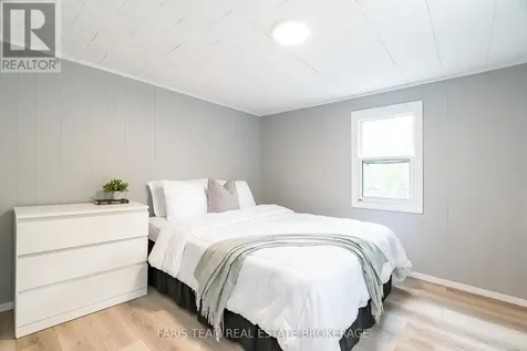 113 River Road East Wasaga Beach ON L9Z 2L4