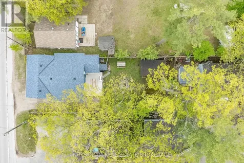 113 River Road East Wasaga Beach ON L9Z 2L4