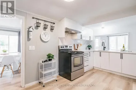 113 River Road East Wasaga Beach ON L9Z 2L4