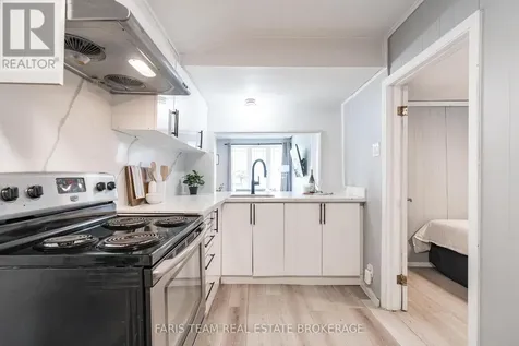 113 River Road East Wasaga Beach ON L9Z 2L4