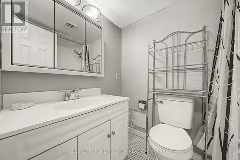 665 Bathgate Drive Ottawa ON K1K 3Y4