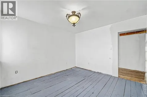 36 River Street Thorold ON L0S 1K0