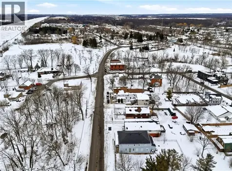 36 River Street Thorold ON L0S 1K0