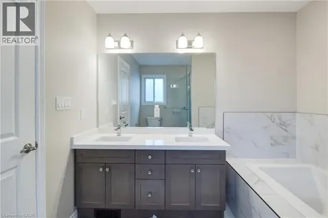 7387 Sherrilee Crescent Niagara Falls ON L2H 3T4