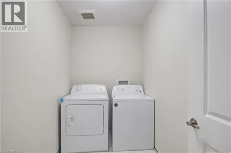 7387 Sherrilee Crescent Niagara Falls ON L2H 3T4