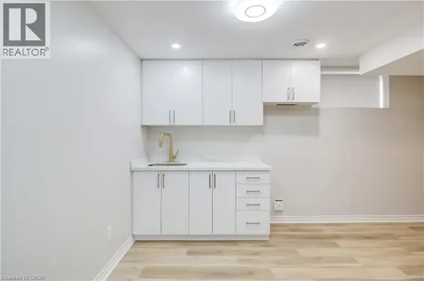 7387 Sherrilee Crescent Niagara Falls ON L2H 3T4
