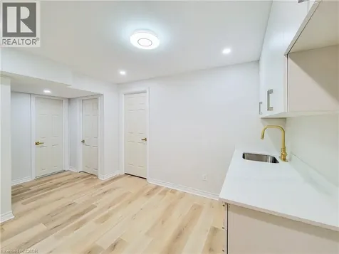 7387 Sherrilee Crescent Niagara Falls ON L2H 3T4