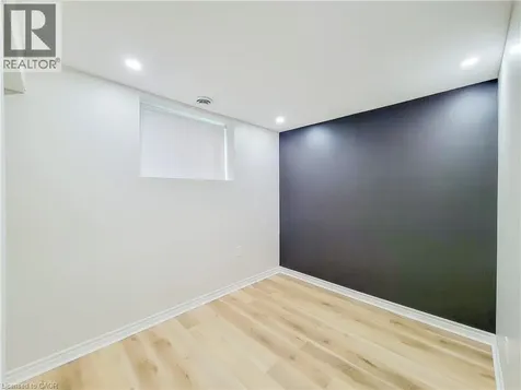 7387 Sherrilee Crescent Niagara Falls ON L2H 3T4