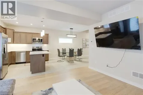 7387 Sherrilee Crescent Niagara Falls ON L2H 3T4