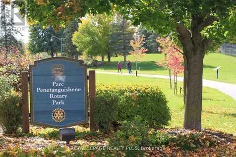 17 Quarry Road Penetanguishene ON L9M 0W6