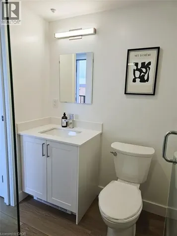 268 Oakdale Avenue St. Catharines ON L2P 2K4