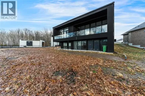 5599 Osprey Avenue Niagara Falls ON L2H 0M2
